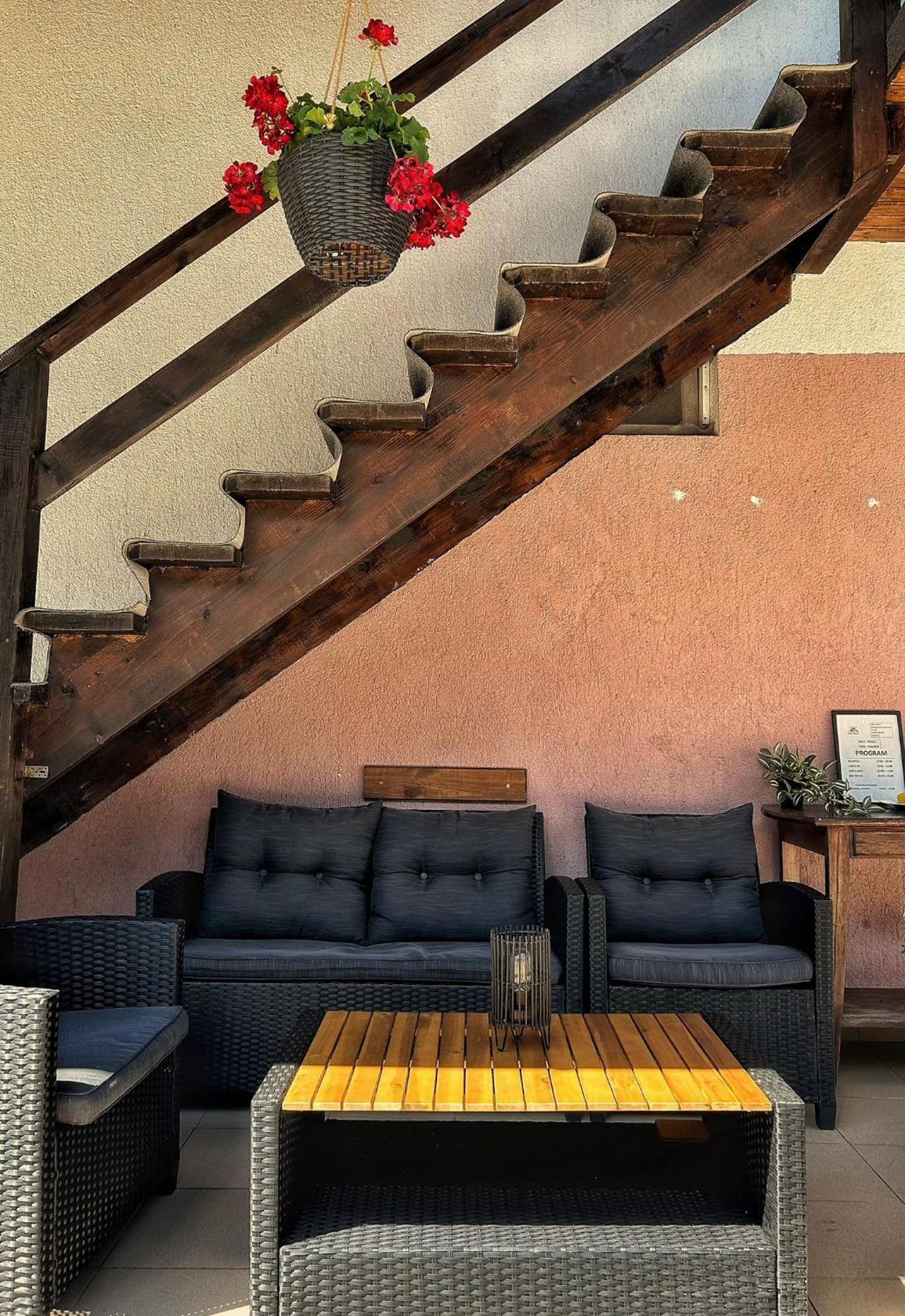 Hotel Casa Popa'S Cîrţişoara Esterno foto